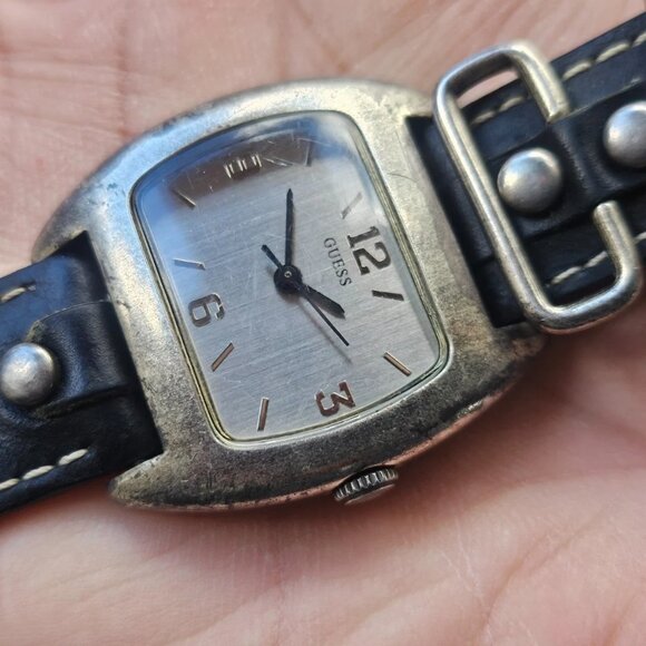 Guess Ladies Wrsitwatch Black Genuine Leather Strap Analog Quartz Wrist Watch - Picture 4 of 13